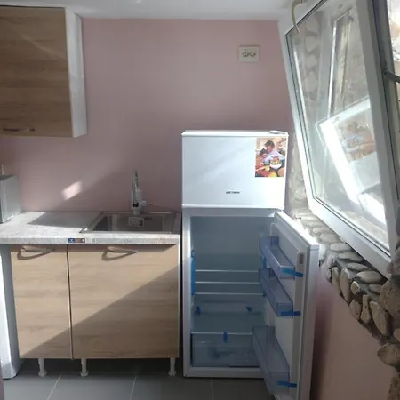 за гости иречек Apartment Varna
